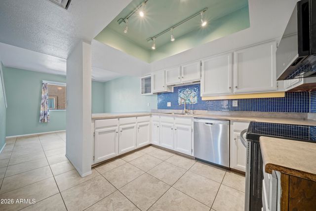 222 W BROWN Road 4, Mesa, AZ 85201