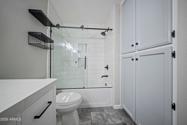 222 W BROWN Road 4, Mesa, AZ 85201