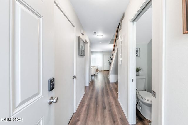 979 Damon Lane, Sparks, NV 89431