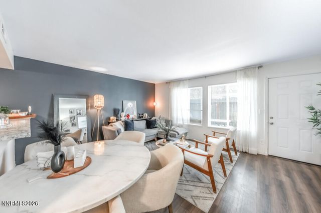 979 Damon Lane, Sparks, NV 89431