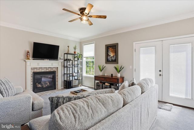 171 WEBBER SPRINGS DR, Inwood, WV 25428