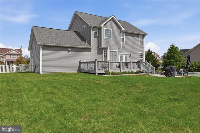 171 WEBBER SPRINGS DR, Inwood, WV 25428