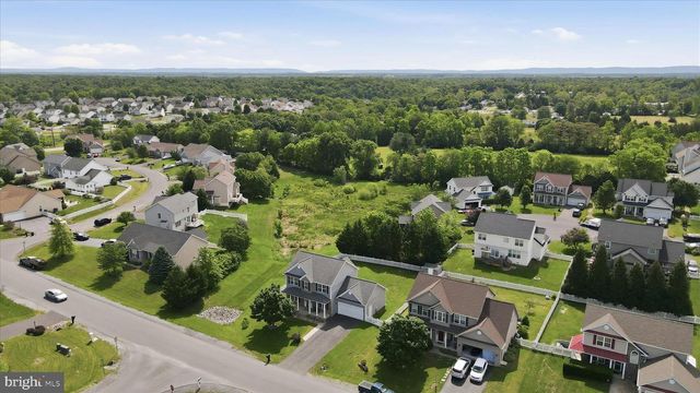 171 WEBBER SPRINGS DR, Inwood, WV 25428