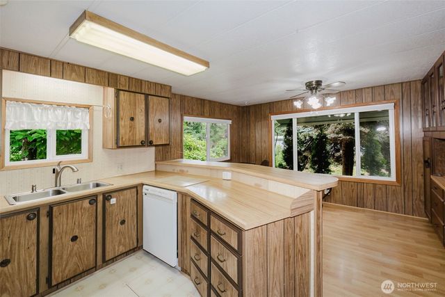 6521 SE Mile Hill Drive #17, Port Orchard, WA 98366