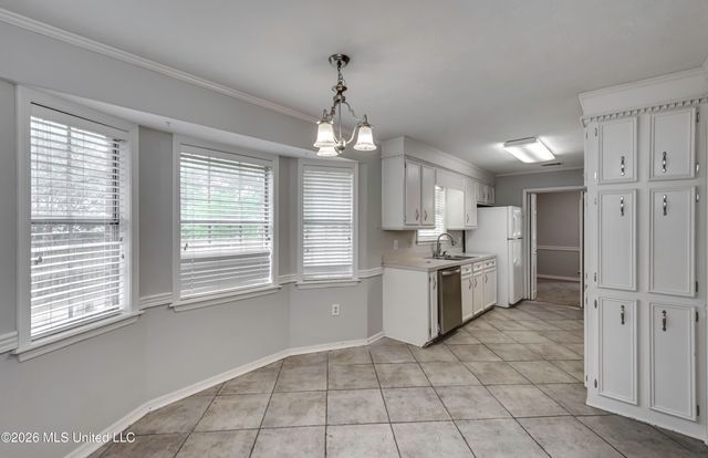 502 Pelahatchie Shore Drive, Brandon, MS 39047