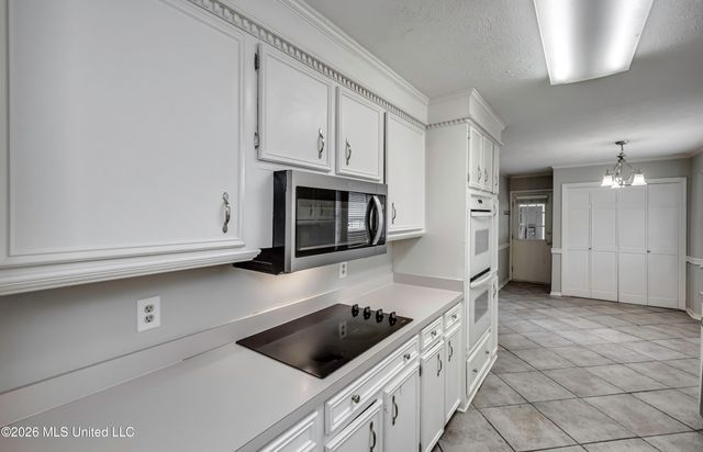 502 Pelahatchie Shore Drive, Brandon, MS 39047