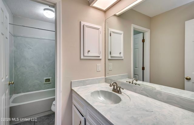 502 Pelahatchie Shore Drive, Brandon, MS 39047
