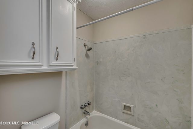 502 Pelahatchie Shore Drive, Brandon, MS 39047