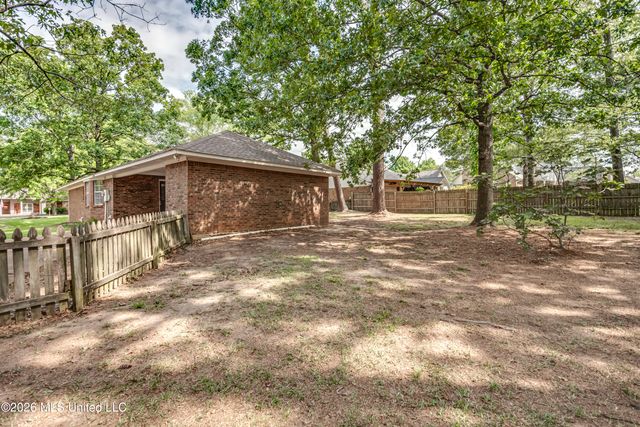 502 Pelahatchie Shore Drive, Brandon, MS 39047
