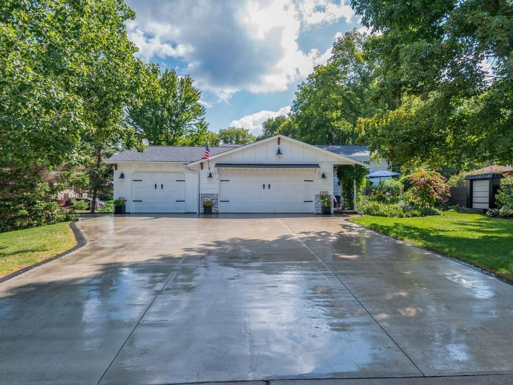 13855 Utica Avenue, Savage, MN 55378 — exterior