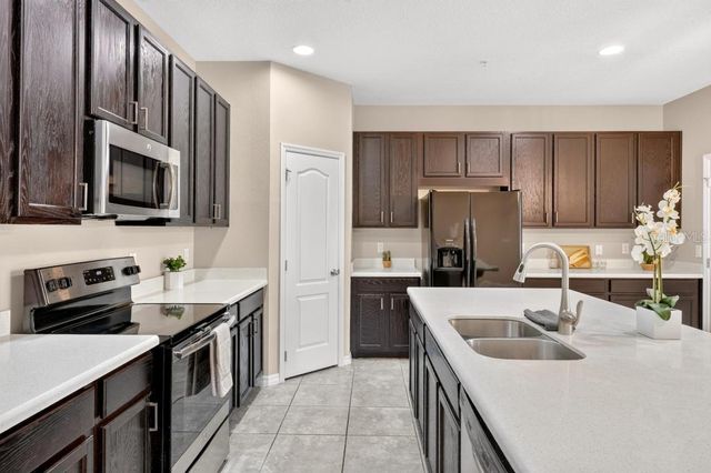 409 MERRY BROOK CIRCLE, Sanford, FL 32771