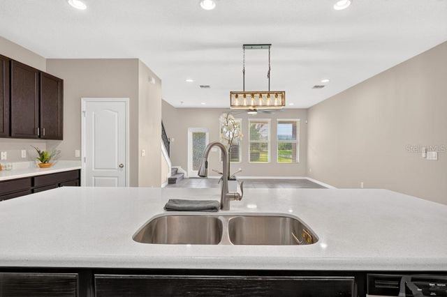 409 MERRY BROOK CIRCLE, Sanford, FL 32771