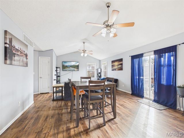 15781 Terris Lane, St Robert, MO 65584