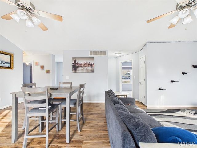 15781 Terris Lane, St Robert, MO 65584