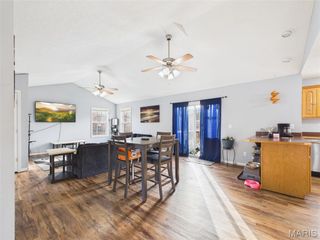 15781 Terris Lane, St Robert, MO 65584