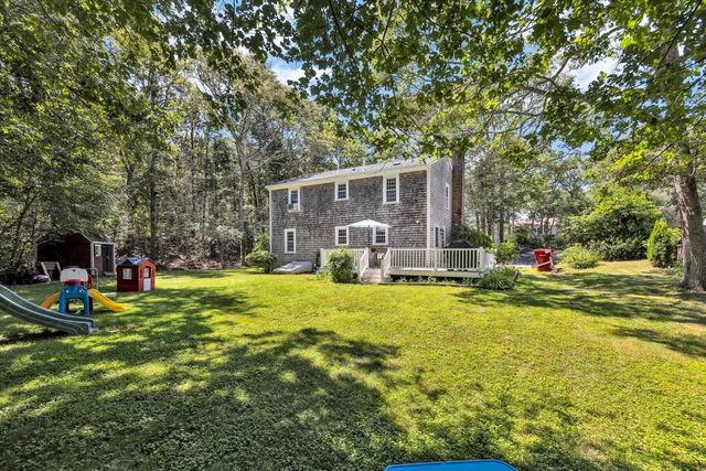 27 Oregon Road, Mashpee, MA 02649