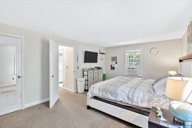 27 Oregon Road, Mashpee, MA 02649