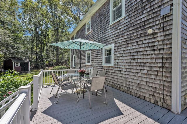 27 Oregon Road, Mashpee, MA 02649
