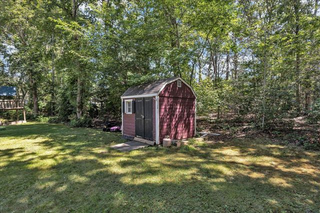 27 Oregon Road, Mashpee, MA 02649