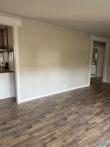 2215 Sullivan Road NW, Huntsville, AL 35810