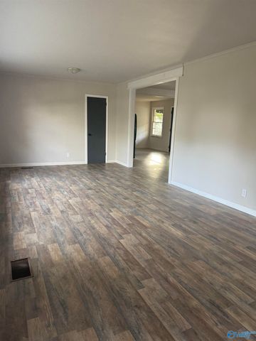 2215 Sullivan Road NW, Huntsville, AL 35810