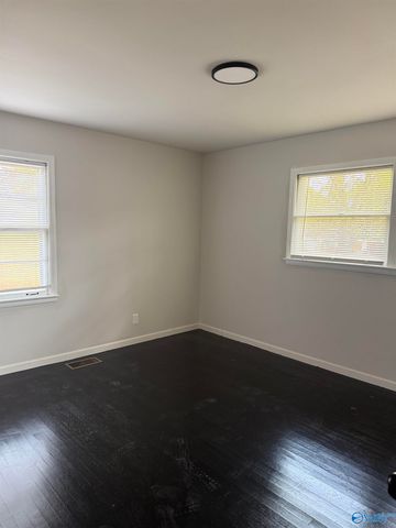 2215 Sullivan Road NW, Huntsville, AL 35810