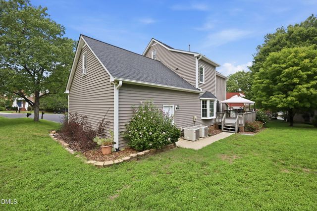 2506 Ashley Place, Burlington, NC 27215