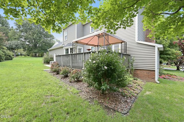 2506 Ashley Place, Burlington, NC 27215