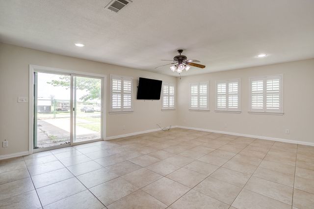 2196 Old Agnes Road, Weatherford, TX 76088