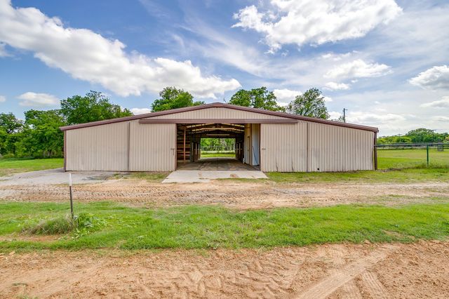 2196 Old Agnes Road, Weatherford, TX 76088