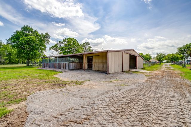 2196 Old Agnes Road, Weatherford, TX 76088