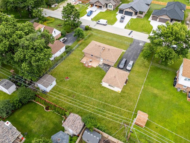 8040 S 85th Court, Justice, IL 60458