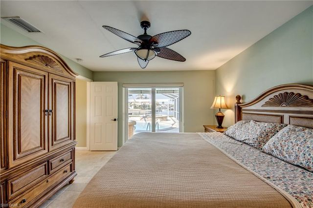 917 SE 43rd TER, Cape Coral, FL 33904