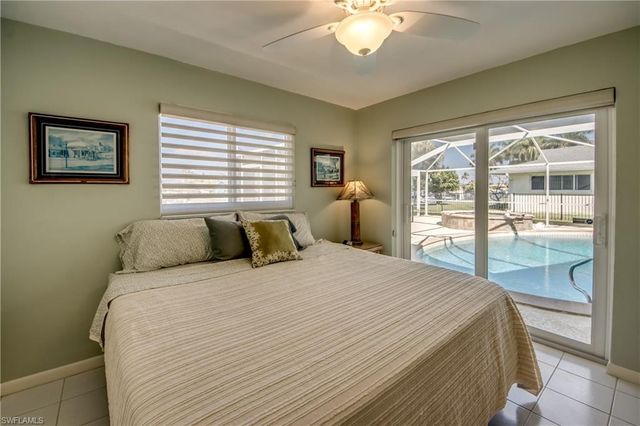 917 SE 43rd TER, Cape Coral, FL 33904