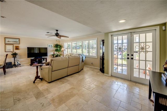 917 SE 43rd TER, Cape Coral, FL 33904