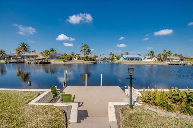 917 SE 43rd TER, Cape Coral, FL 33904