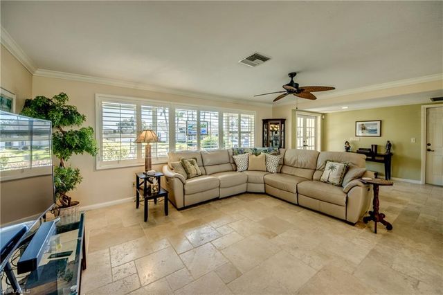 917 SE 43rd TER, Cape Coral, FL 33904