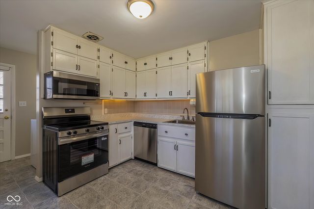 9631 Kittrell Drive, Indianapolis, IN 46280