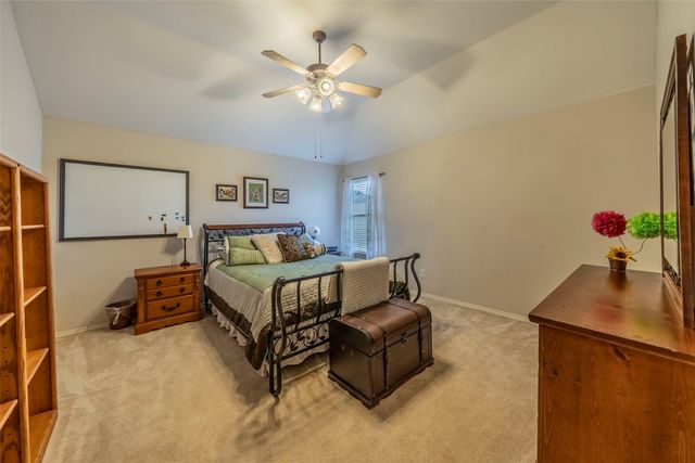 5048 Golden Eagle Drive, Grand Prairie, TX 75052