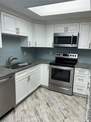 3824 SE Jefferson Street 3824, Stuart, FL 34997