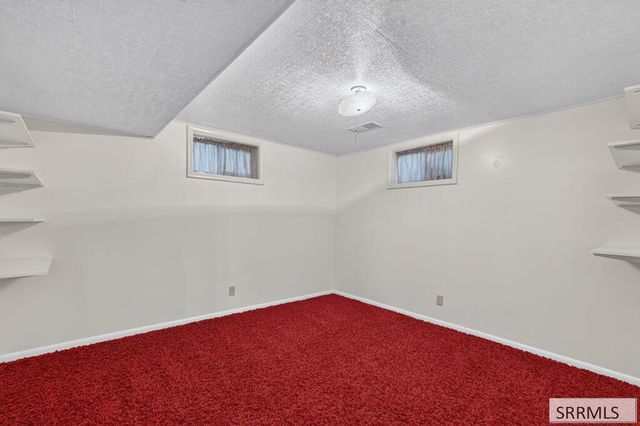 1417 N 1100 E, Shelley, ID 83274