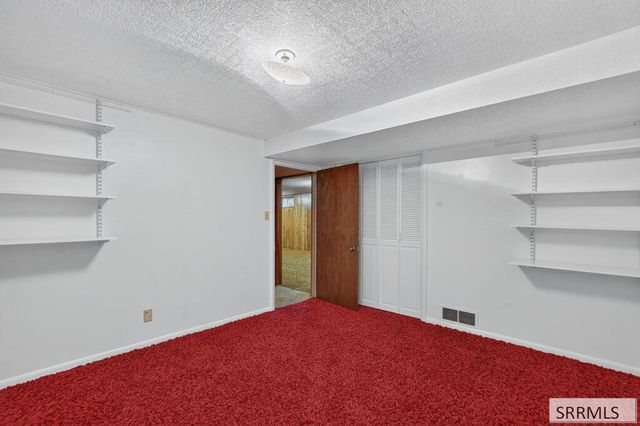 1417 N 1100 E, Shelley, ID 83274