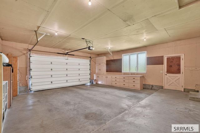 1417 N 1100 E, Shelley, ID 83274