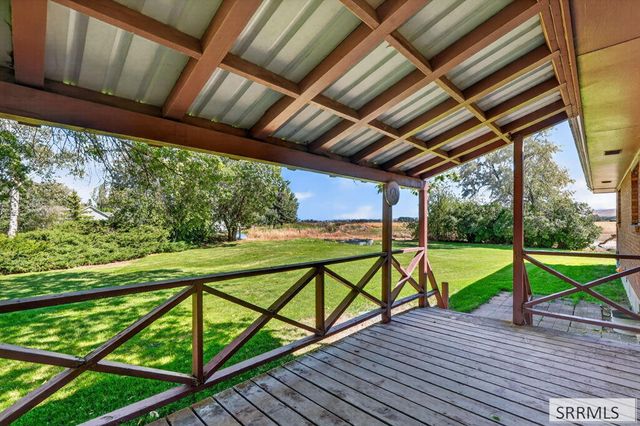 1417 N 1100 E, Shelley, ID 83274