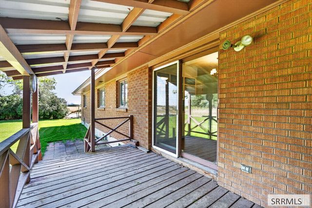 1417 N 1100 E, Shelley, ID 83274