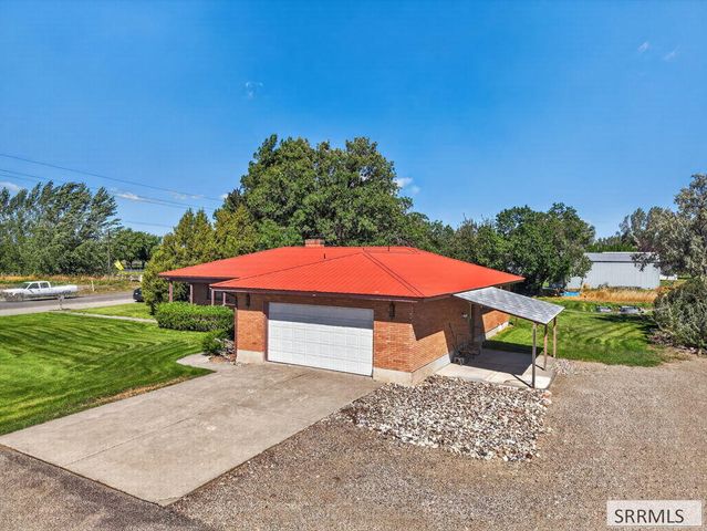 1417 N 1100 E, Shelley, ID 83274