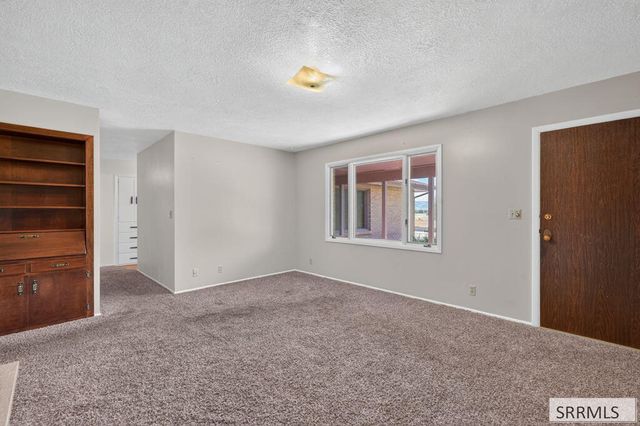 1417 N 1100 E, Shelley, ID 83274
