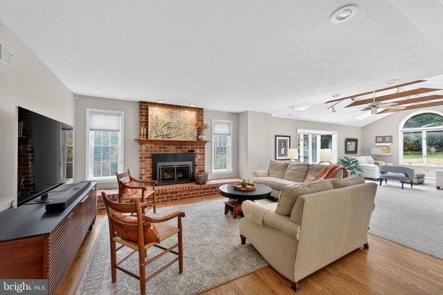 204 SHROPSHIRE DR, West Chester, PA 19382