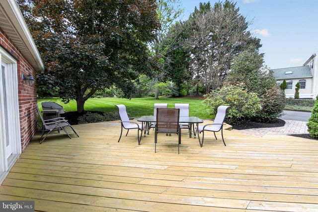204 SHROPSHIRE DR, West Chester, PA 19382