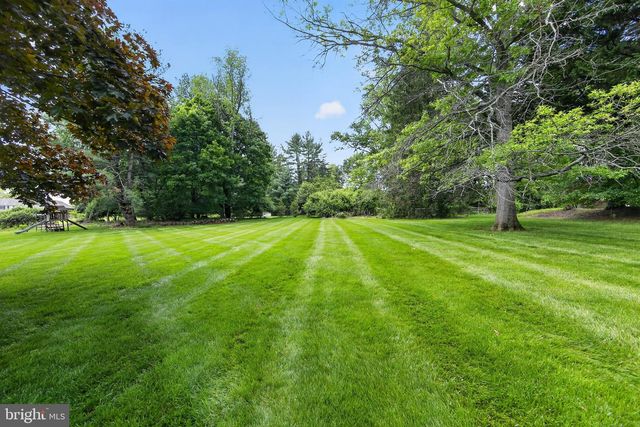 204 SHROPSHIRE DR, West Chester, PA 19382